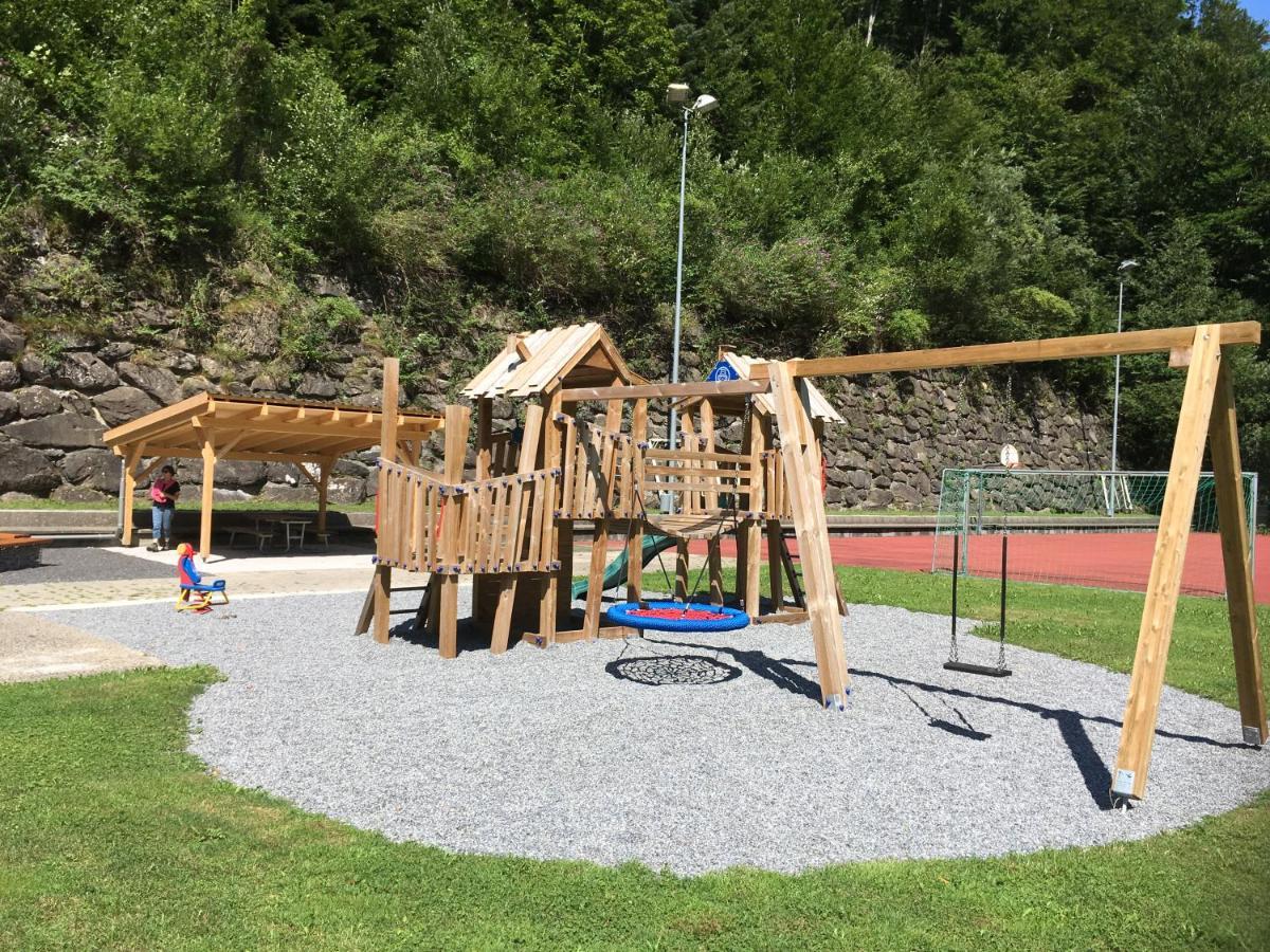 Ferienwohnung Ob Vierwaldsaettersee Isenthal Exterior photo